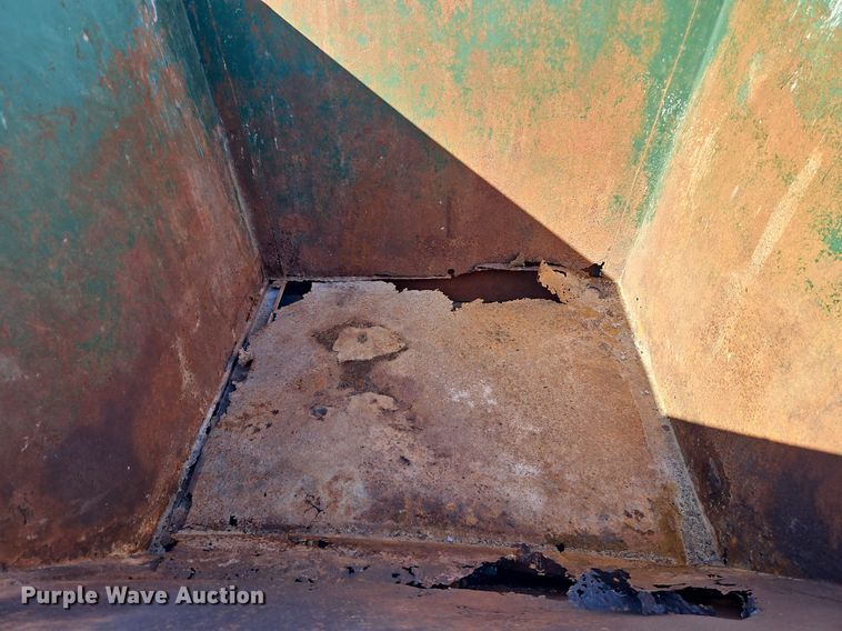 image for item DR8584 (3) dumpsters