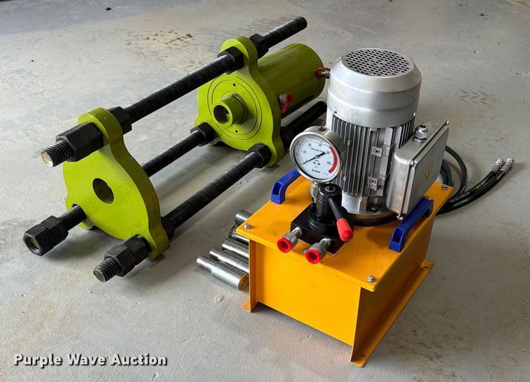 image for item DS2492 Track pin press