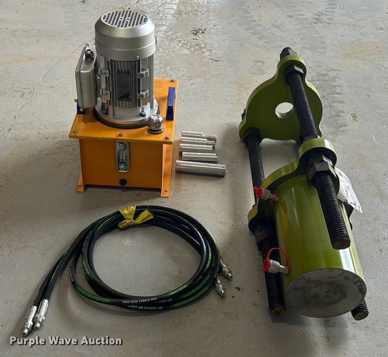 image for item DS2492 Track pin press