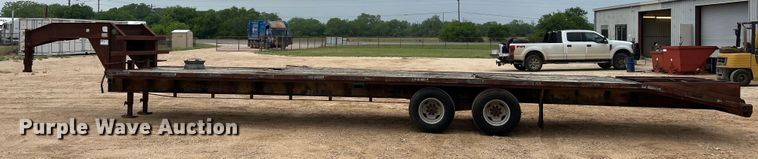 image for item DS2961 1994 Texas Bragg Enterprises 31+5TDGN equipment trailer