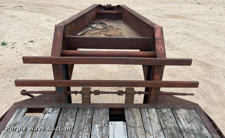 image for item DS2961 1994 Texas Bragg Enterprises 31+5TDGN equipment trailer