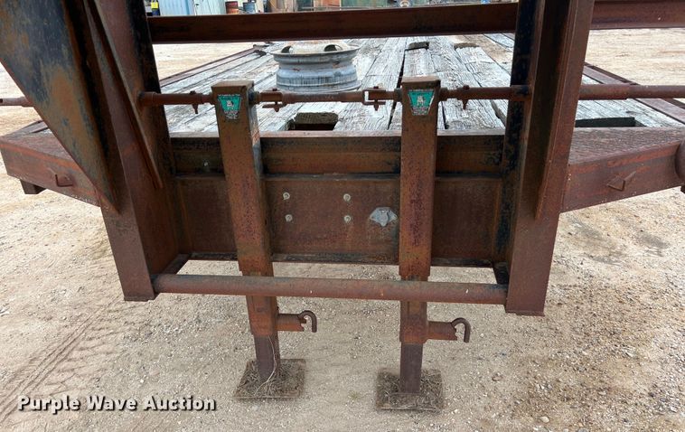 image for item DS2961 1994 Texas Bragg Enterprises 31+5TDGN equipment trailer