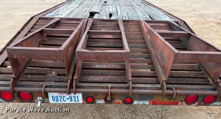 image for item DS2961 1994 Texas Bragg Enterprises 31+5TDGN equipment trailer