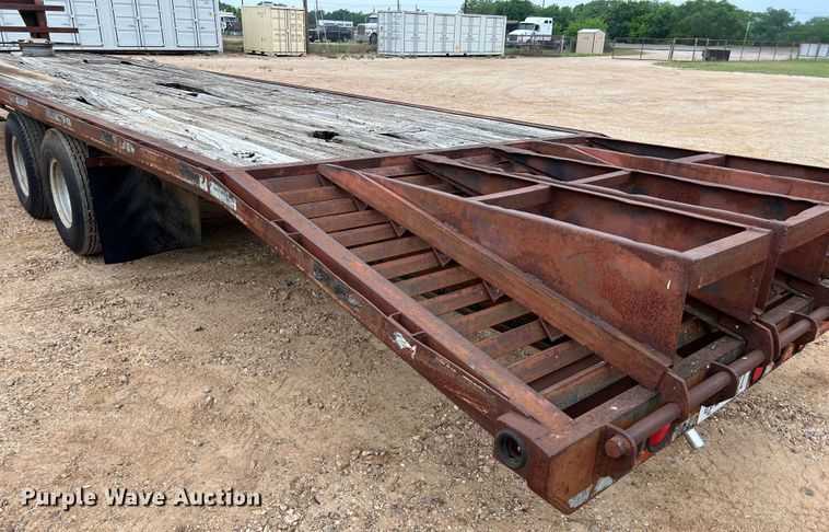 image for item DS2961 1994 Texas Bragg Enterprises 31+5TDGN equipment trailer