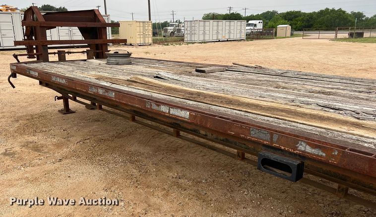 image for item DS2961 1994 Texas Bragg Enterprises 31+5TDGN equipment trailer