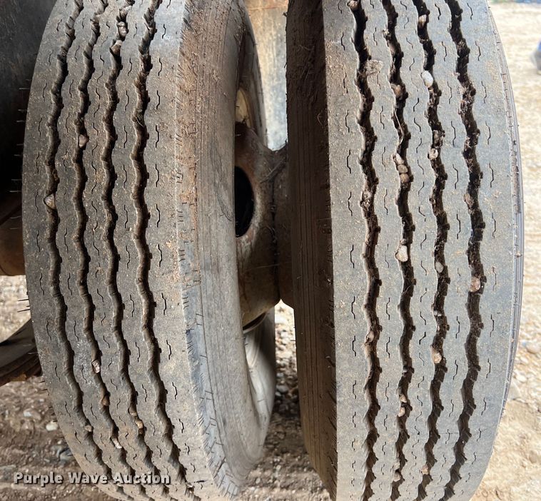 image for item DS2961 1994 Texas Bragg Enterprises 31+5TDGN equipment trailer