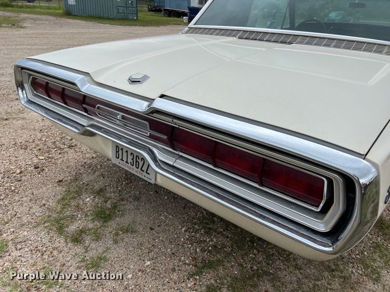 image for item DS2974 1966 Ford Thunderbird 