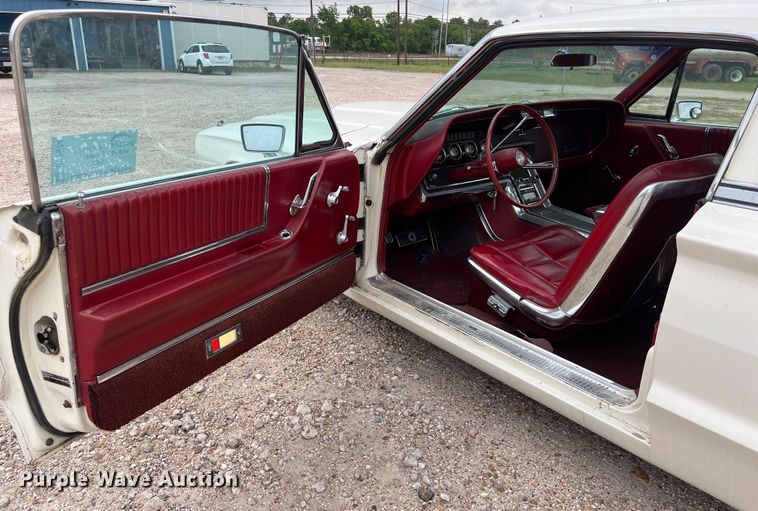 image for item DS2974 1966 Ford Thunderbird 