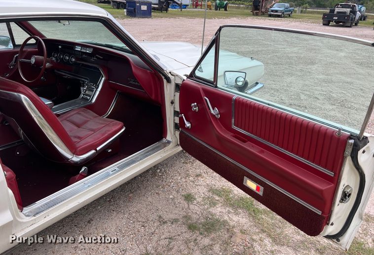 image for item DS2974 1966 Ford Thunderbird 