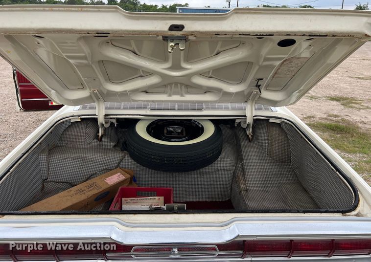 image for item DS2974 1966 Ford Thunderbird 