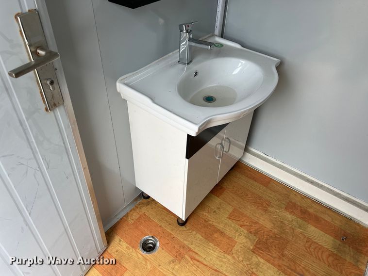 image for item DS2975 XDF Deluxe portable restroom