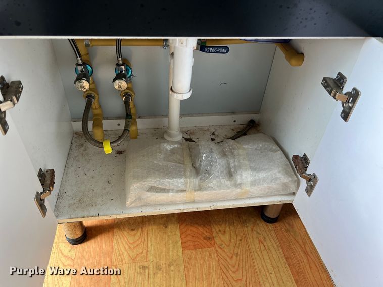 image for item DS2975 XDF Deluxe portable restroom