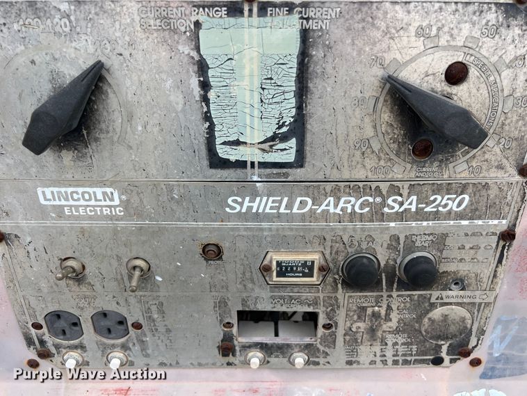 image for item DS2978 Lincoln Electric  SA-250 welder/generator