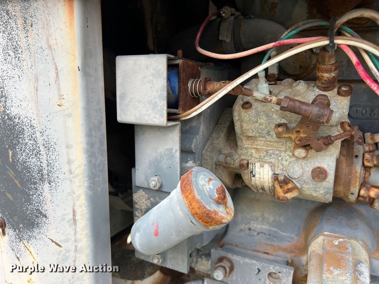 image for item DS2978 Lincoln Electric  SA-250 welder/generator