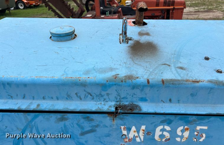 image for item DS2980 Miller Big Blue 400D welder/generator