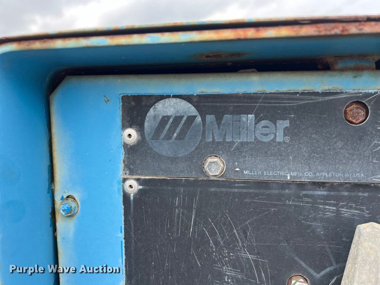 image for item DS2980 Miller Big Blue 400D welder/generator
