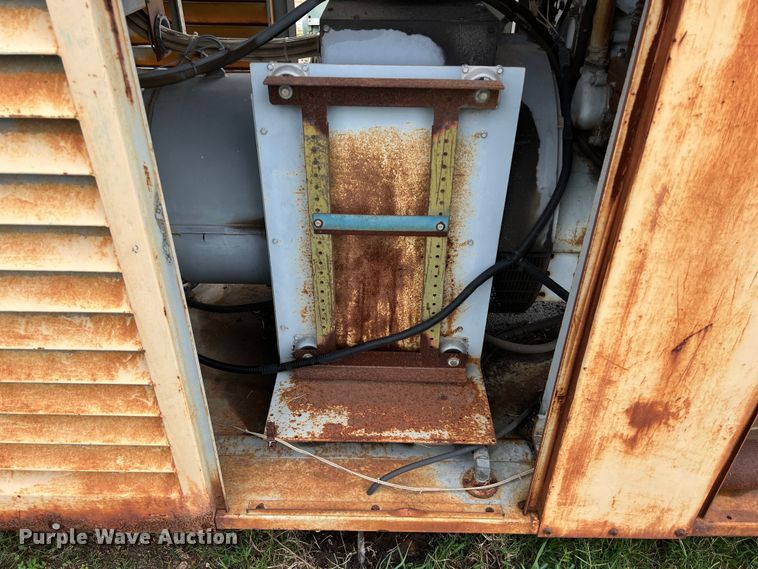 image for item DS2990 Stewart & Stevenson  8V-GD-160 generator