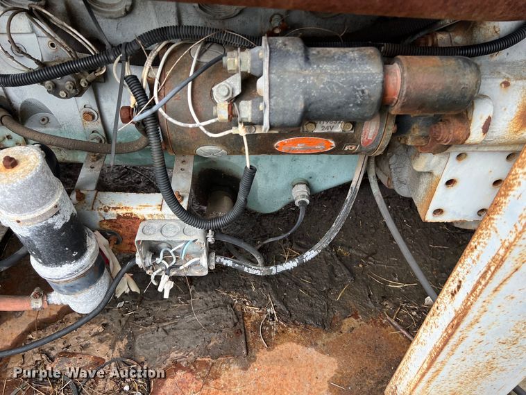 image for item DS2990 Stewart & Stevenson  8V-GD-160 generator