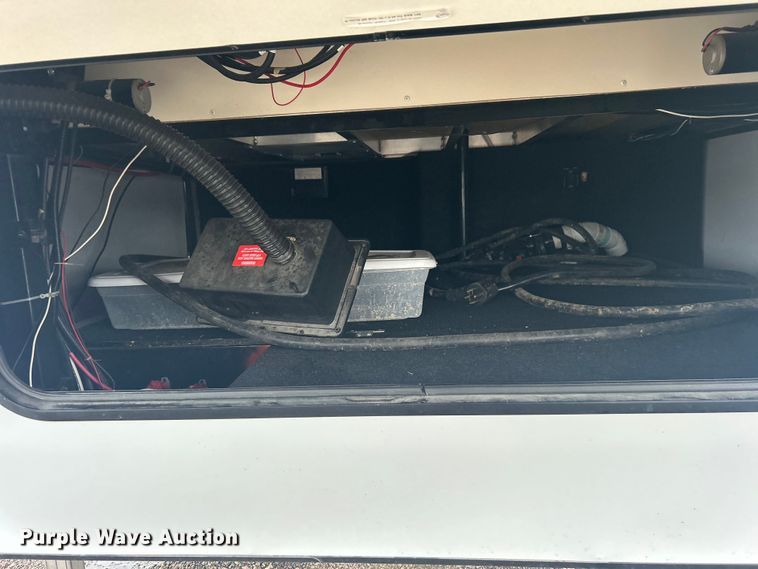 image for item EG1281 2015 Keystone RV Co. Denali camper