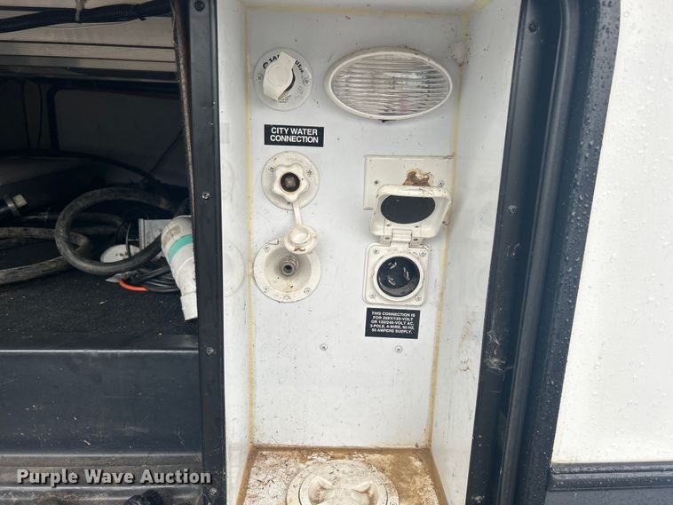 image for item EG1281 2015 Keystone RV Co. Denali camper