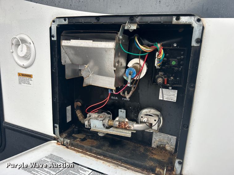 image for item EG1281 2015 Keystone RV Co. Denali camper