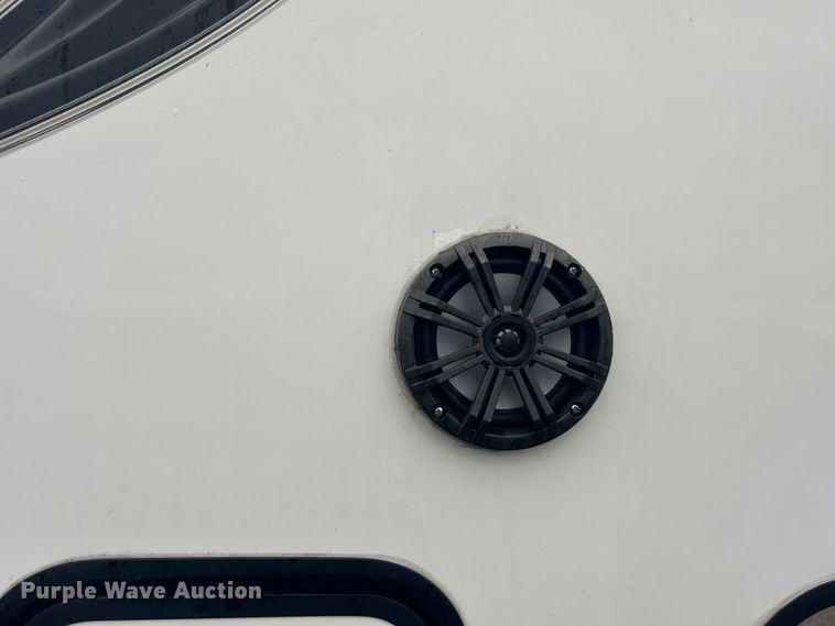 image for item EG1281 2015 Keystone RV Co. Denali camper