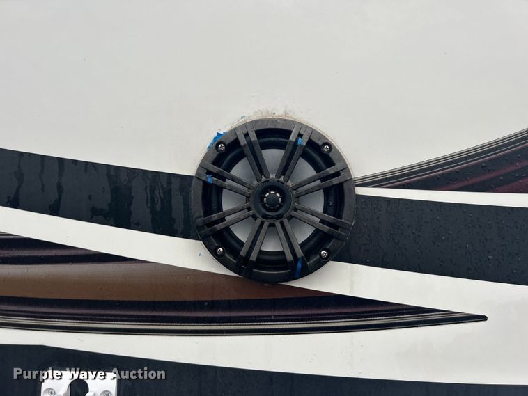 image for item EG1281 2015 Keystone RV Co. Denali camper