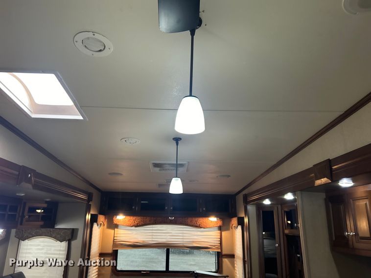 image for item EG1281 2015 Keystone RV Co. Denali camper