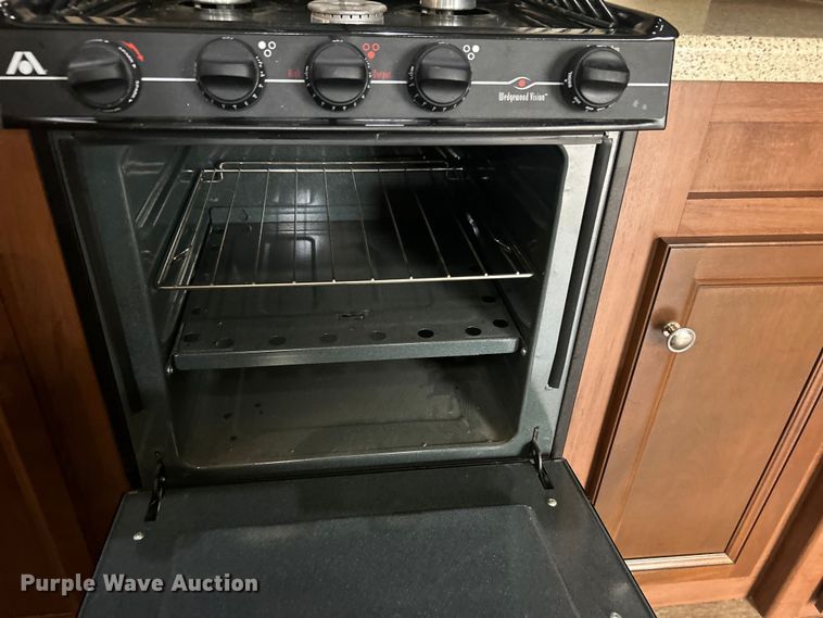 image for item EG1281 2015 Keystone RV Co. Denali camper