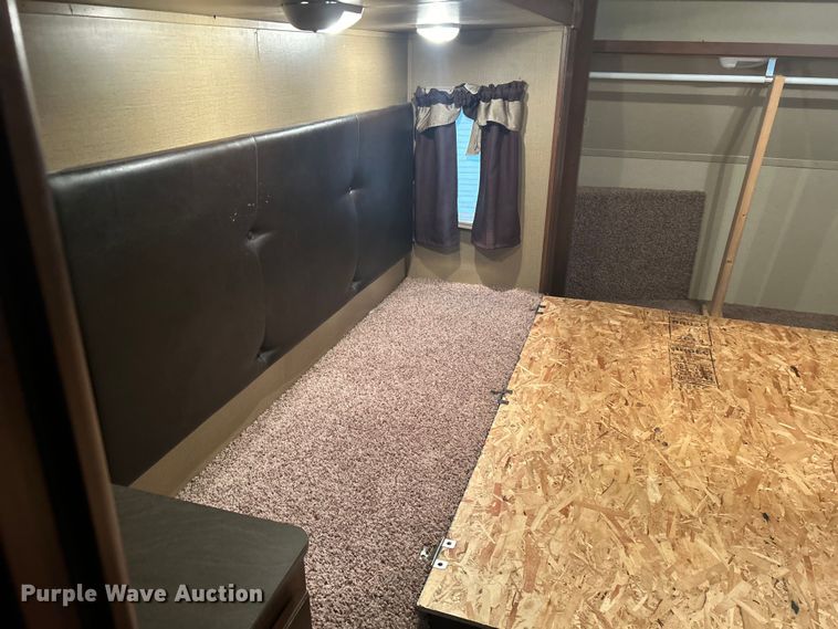 image for item EG1281 2015 Keystone RV Co. Denali camper