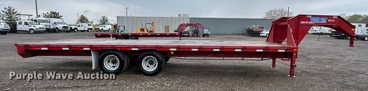 image for item EG1433 2013 Top Hat Industries, Inc. OTWG26X8.5-22.5E-F equipment trailer