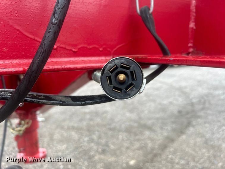 image for item EG1433 2013 Top Hat Industries, Inc. OTWG26X8.5-22.5E-F equipment trailer