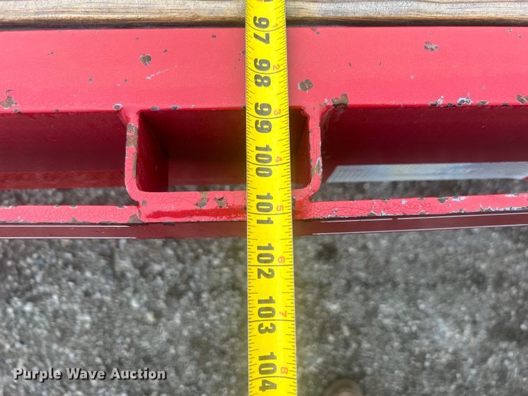 image for item EG1433 2013 Top Hat Industries, Inc. OTWG26X8.5-22.5E-F equipment trailer