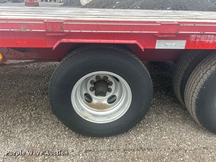 image for item EG1433 2013 Top Hat Industries, Inc. OTWG26X8.5-22.5E-F equipment trailer