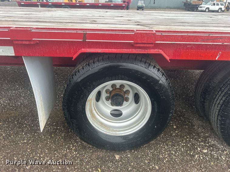 image for item EG1433 2013 Top Hat Industries, Inc. OTWG26X8.5-22.5E-F equipment trailer