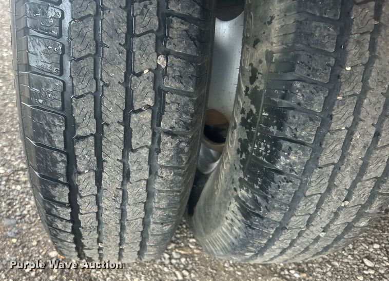 image for item EG1433 2013 Top Hat Industries, Inc. OTWG26X8.5-22.5E-F equipment trailer