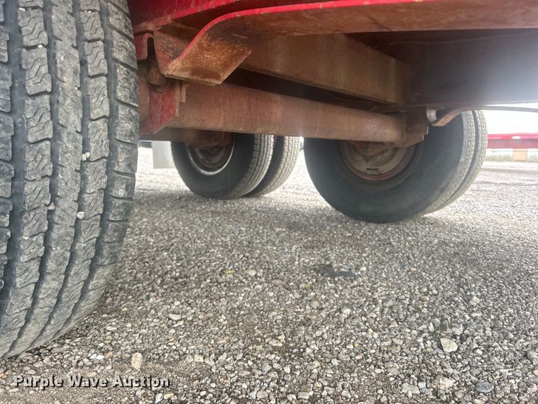 image for item EG1433 2013 Top Hat Industries, Inc. OTWG26X8.5-22.5E-F equipment trailer