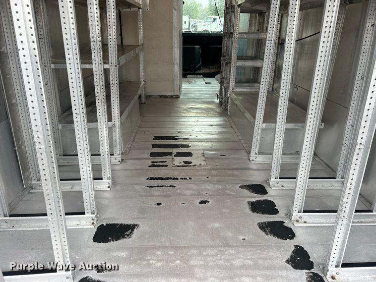 image for item EG1437 2000 Workhorse P30 delivery van