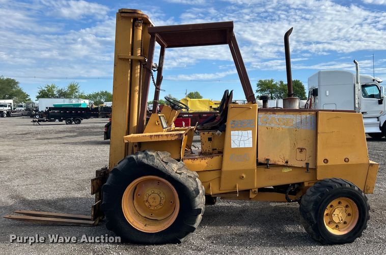 image for item EG1440 1989 Case 585E forklift