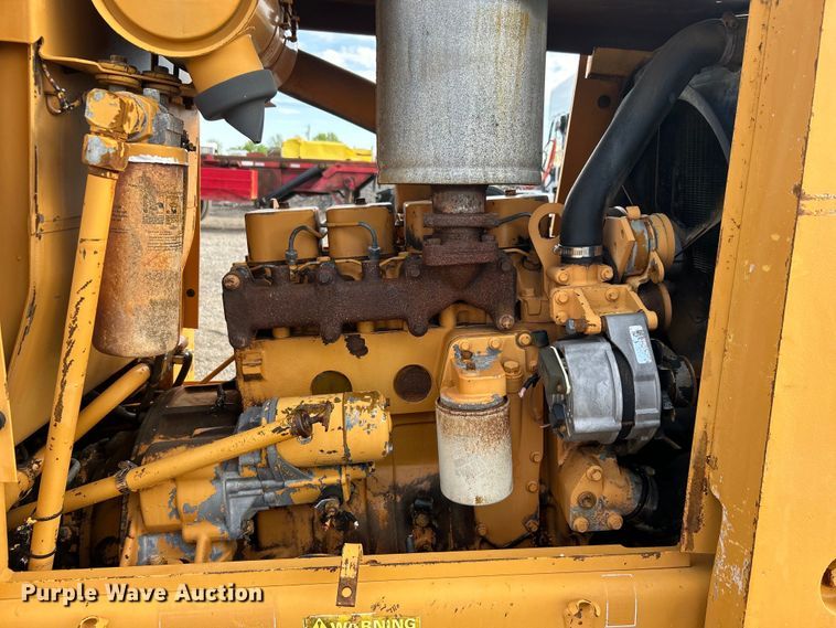 image for item EG1440 1989 Case 585E forklift