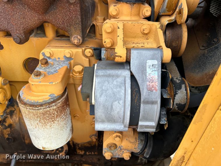 image for item EG1440 1989 Case 585E forklift