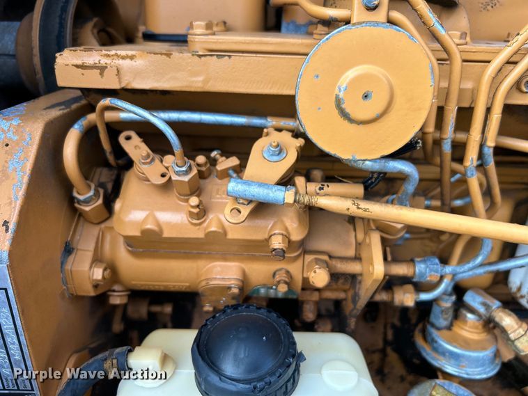 image for item EG1440 1989 Case 585E forklift