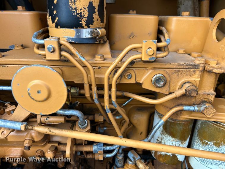 image for item EG1440 1989 Case 585E forklift