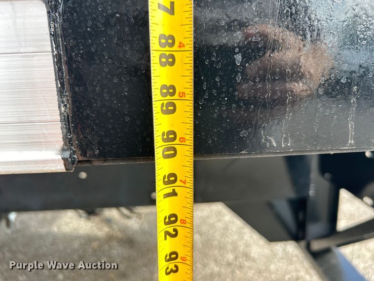 image for item EG1442 2016 Ford F650 Super Duty box truck