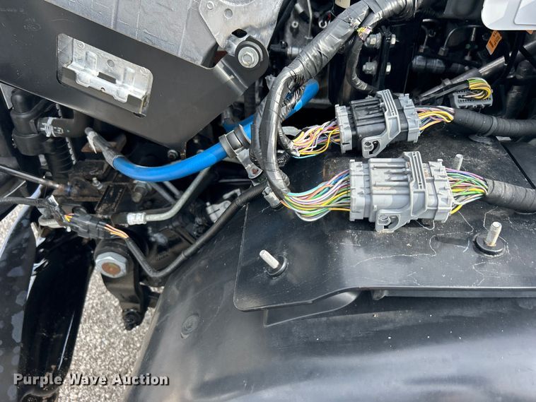 image for item EG1442 2016 Ford F650 Super Duty box truck