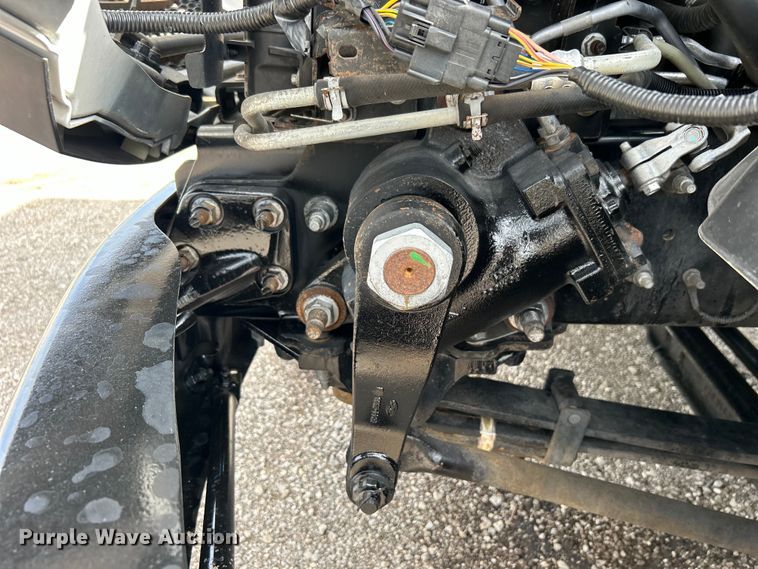 image for item EG1442 2016 Ford F650 Super Duty box truck