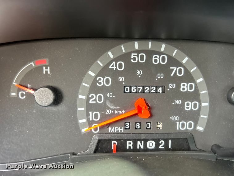 image for item EG1443 2001 Ford E450 shuttle bus