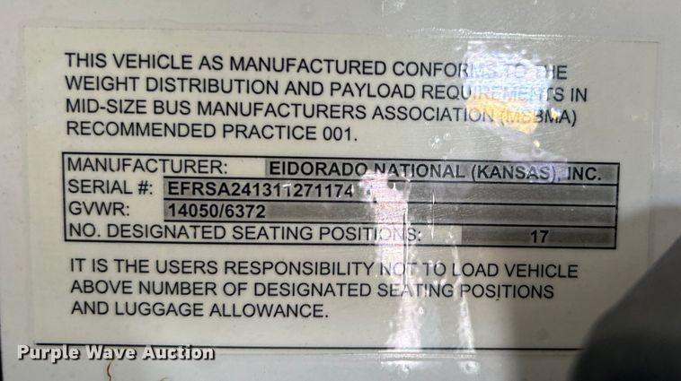 image for item EG1443 2001 Ford E450 shuttle bus