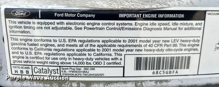 image for item EG1443 2001 Ford E450 shuttle bus