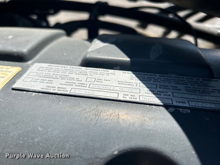 image for item EG1447 2000 Mack CH613 flatbed truck